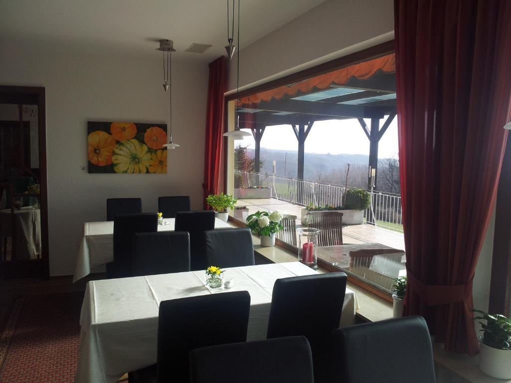 Zum Rebhang Bed & Breakfast Oestrich-Winkel Exterior photo